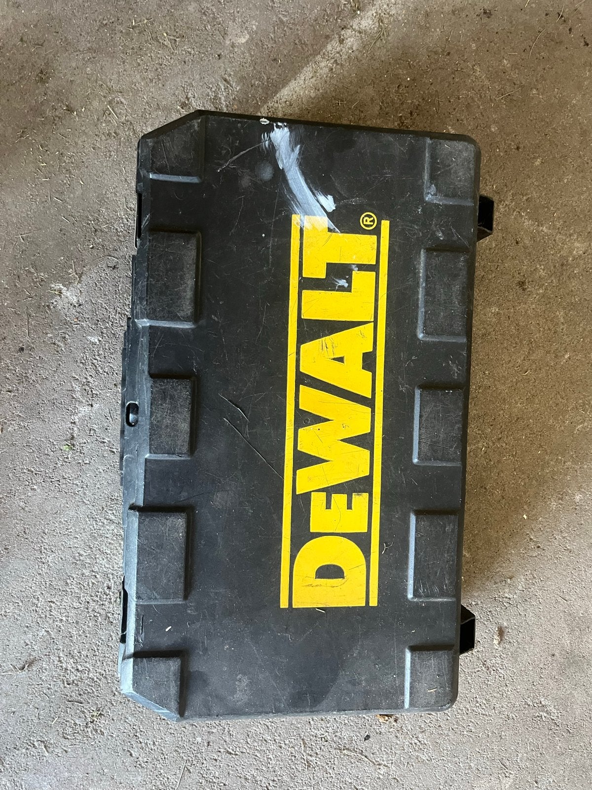 DeWalt Boor- en Schroefmachine met Accu en Oplader, Ophalen, Gebruikt, Variabele snelheid, Boor- en Schroefmachine