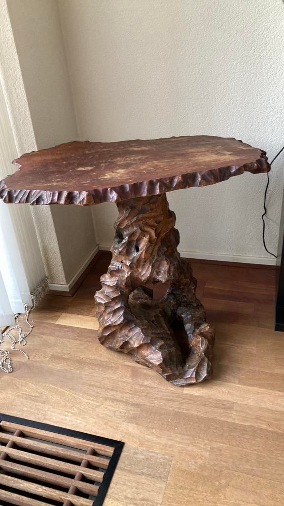 Wortelhouten tafel boomstamtafel, Ophalen