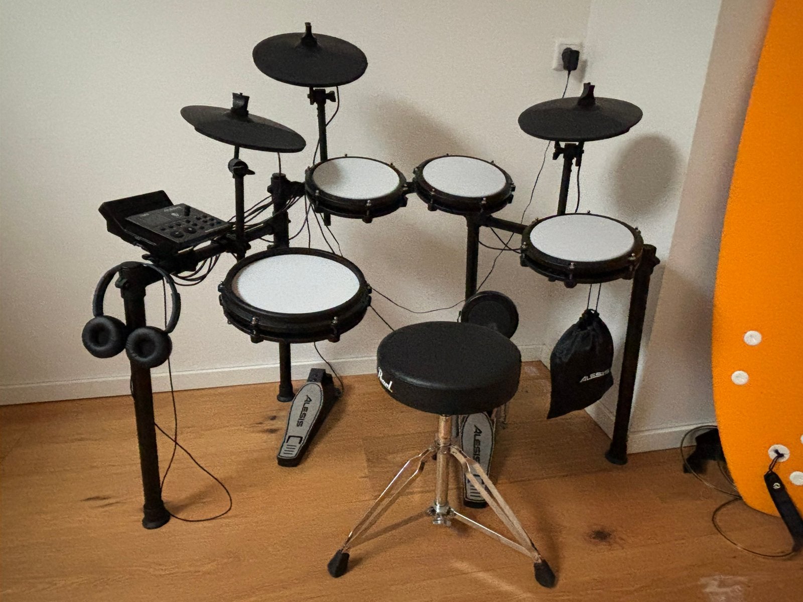 Alesis Nitro Max Drumstel, Muziek en Instrumenten, Drumstellen en Slagwerk, Ophalen, Zo goed als nieuw, Overige merken