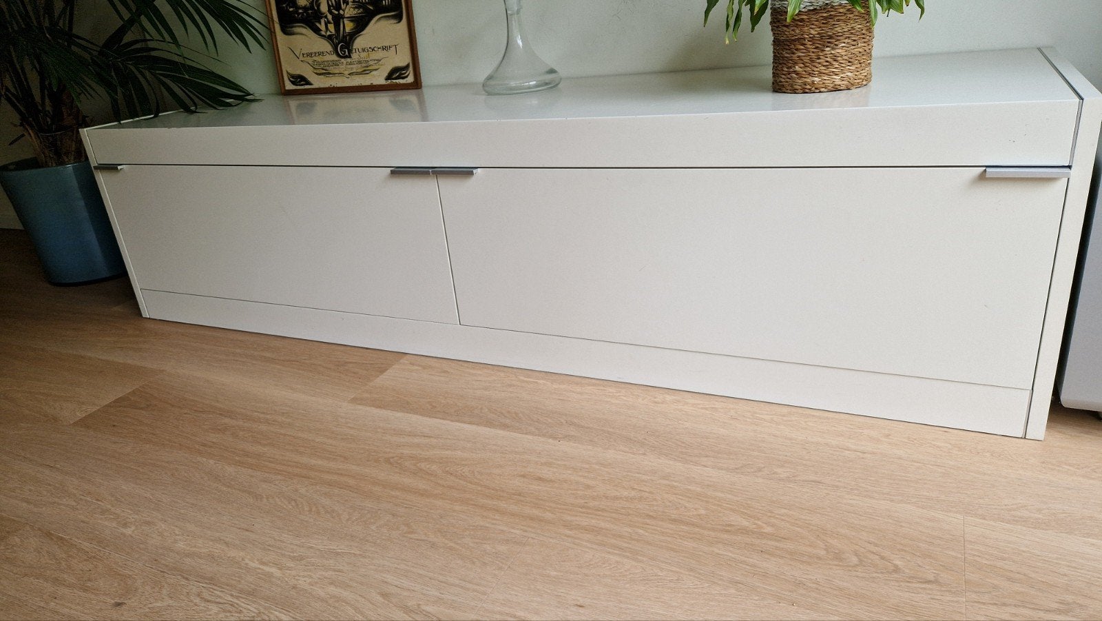Strak wit pastoe tv-meubel met opbergruimte, Ophalen, Gebruikt, 200 cm of meer, Modern, Strak,pastoe