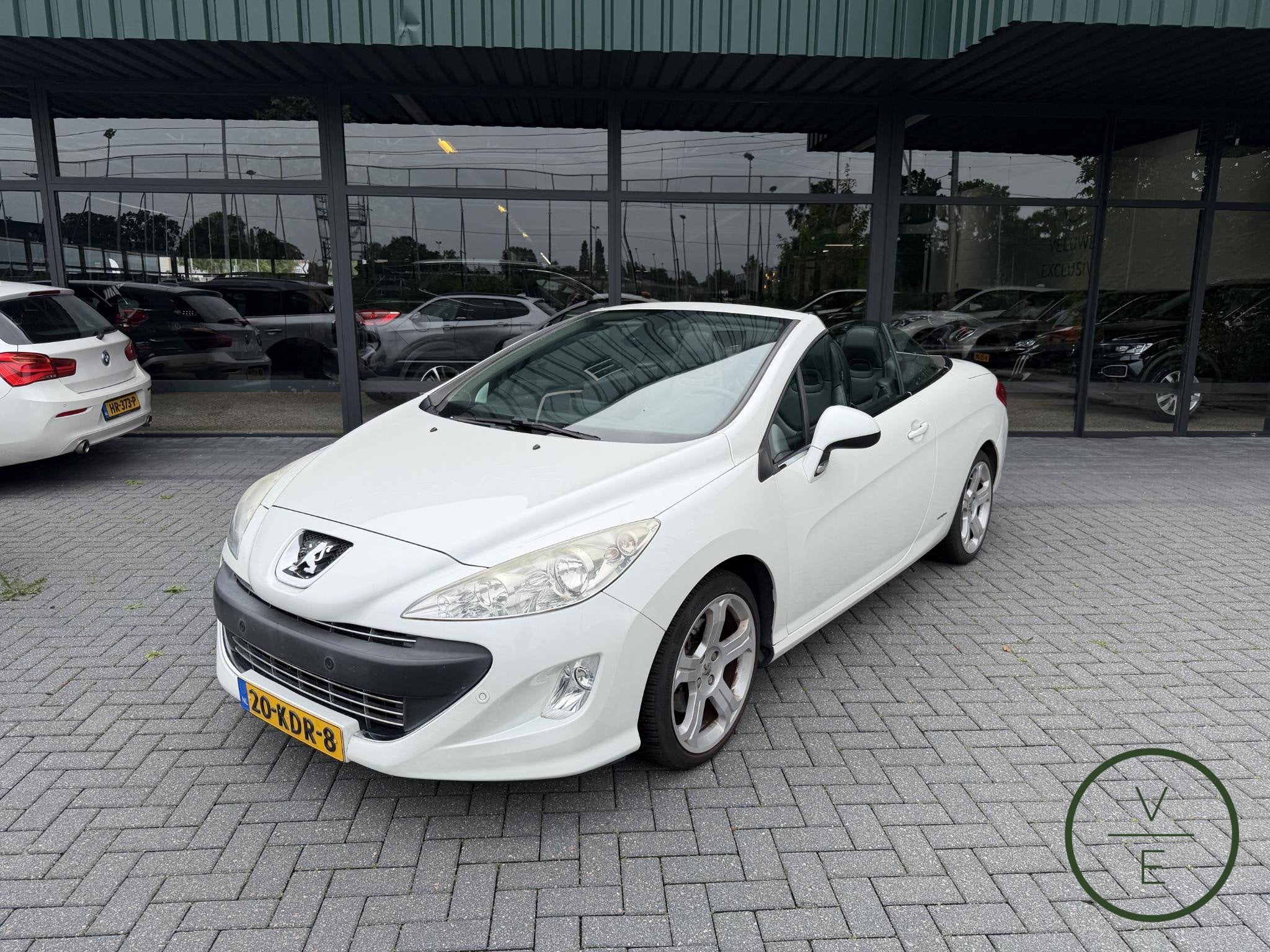 Peugeot 308 CC 1.6 THP Feline | Leder | AirScarf |, Auto's, Gebruikt, 4 cilinders, 4 stoelen, Automatische klimaatregeling