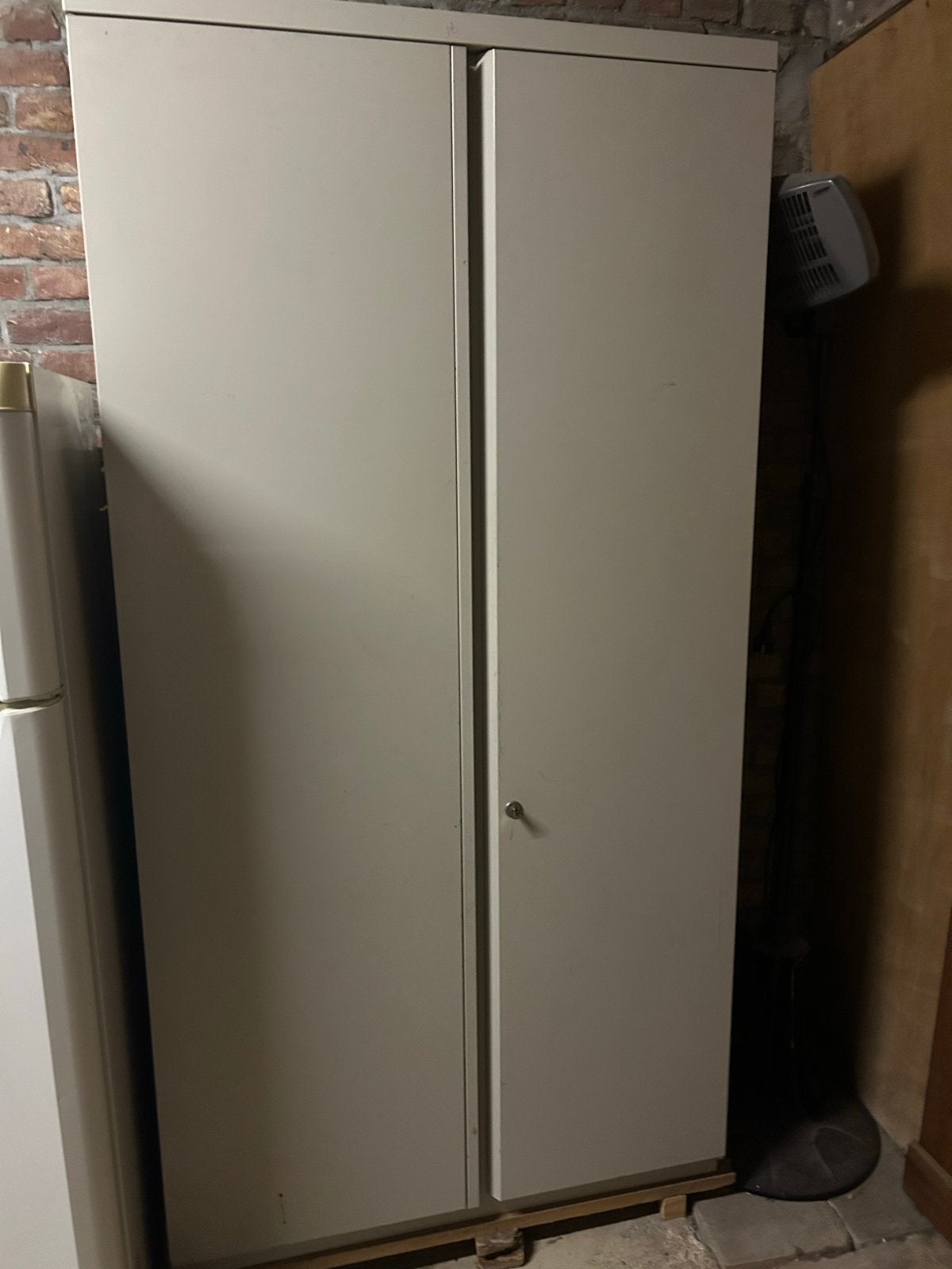 Stevige ijzeren kast - 100x44x200 cm, Ophalen, Gebruikt