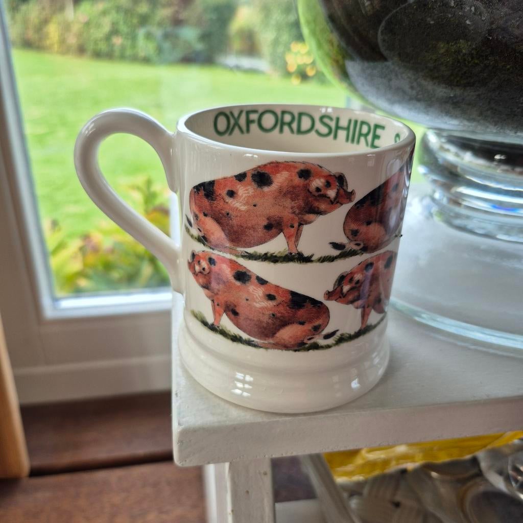 Emma Bridgewater mok 0.5 1/2pt Oxford Sandy&Black pig nieuw, Nieuw, Ophalen of Verzenden, Overige stijlen, Kop(pen) en/of Schotel(s)