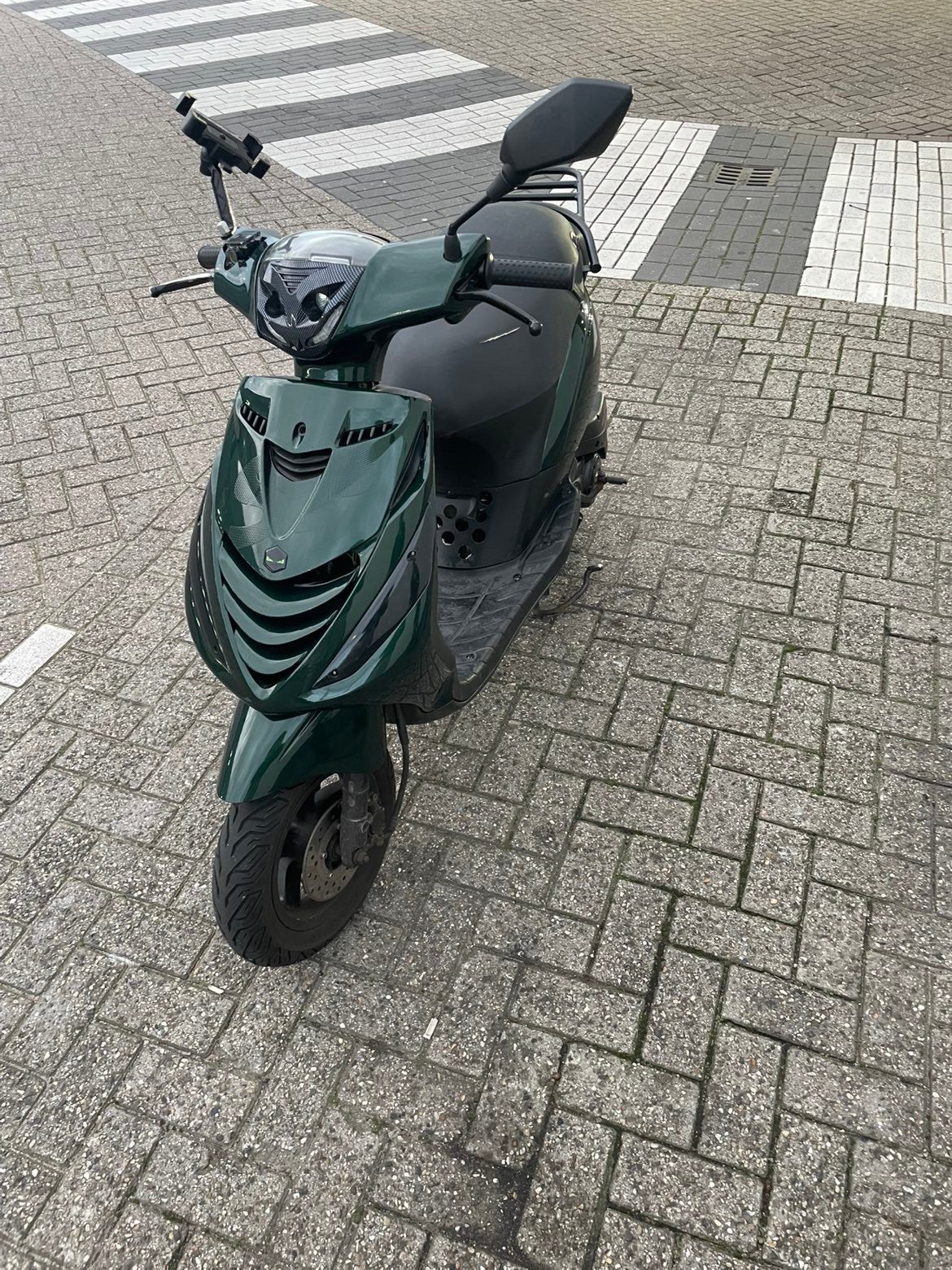 Paigio zip 4t2v, Ophalen, Zo goed als nieuw, Benzine, Zip