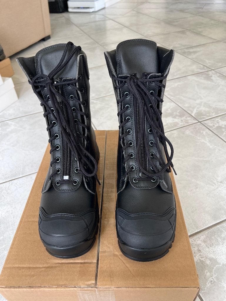 Paar Neskrid Model 19 Combat Boots maat 42m, Verzenden, Nieuw, Schoenen