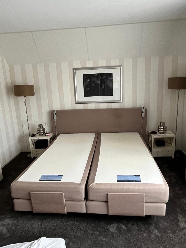 Elektrisch verstelbare boxspring, tweepersoonsbed, Ophalen, Tweepersoons, 180 cm, Stof