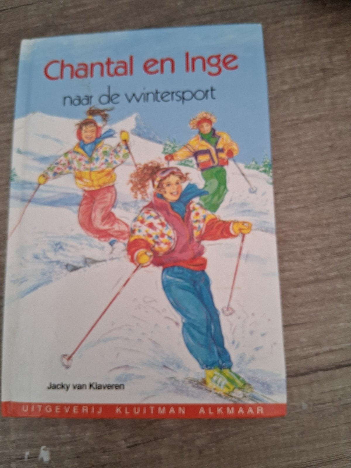J. van Klaveren - Chantal en Inge naar de wintersport, Ophalen of Verzenden, Gelezen, J. van Klaveren, Fictie algemeen