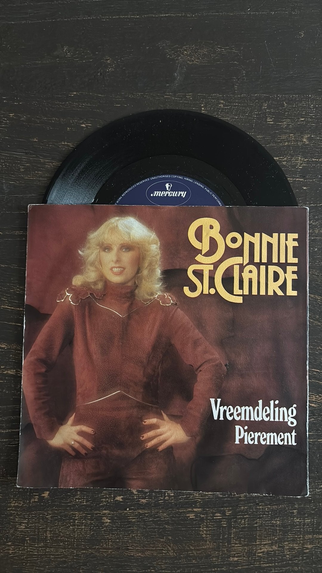 Bonnie St.Claire - Vreemdeling, Ophalen of Verzenden, Zo goed als nieuw, Nederlandstalig