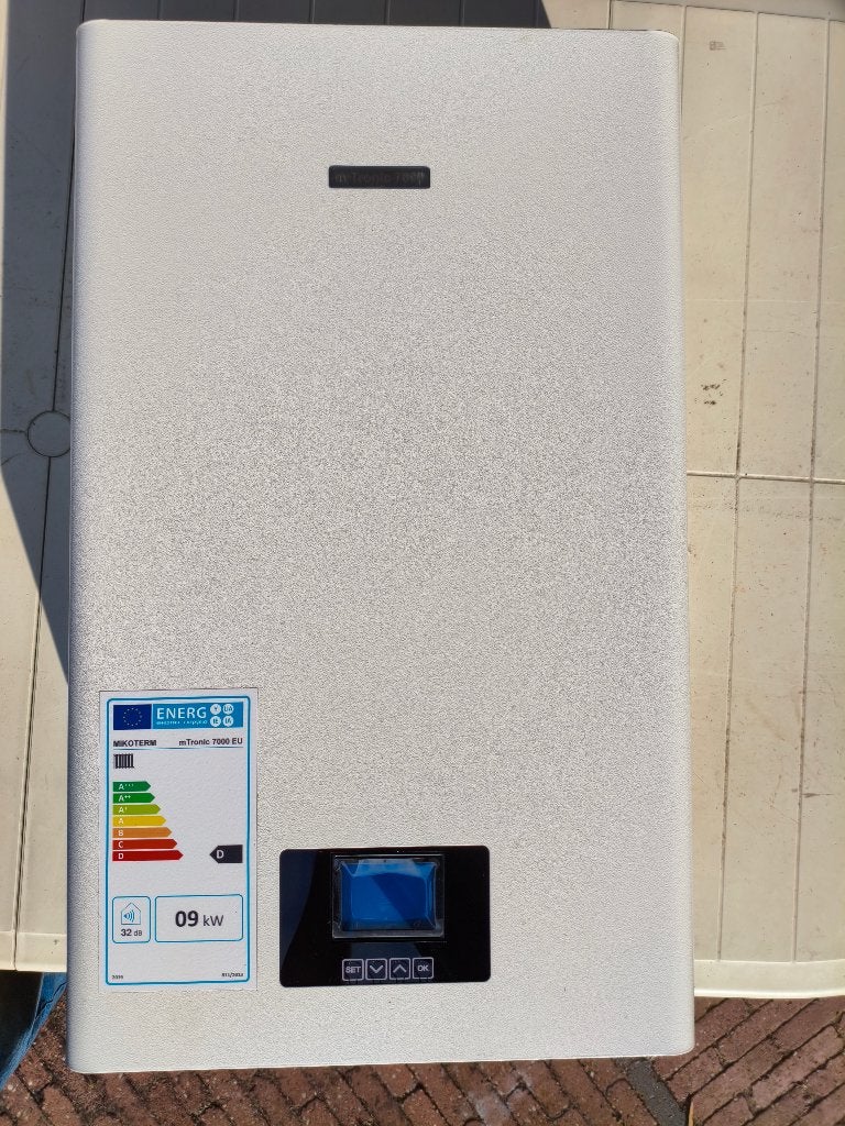 9Kw - Electrische CV - Mikoterm mTronic 7000, Ophalen, 30 tot 80 cm, Cv-ketel of Combi-ketel, Minder dan 60 cm