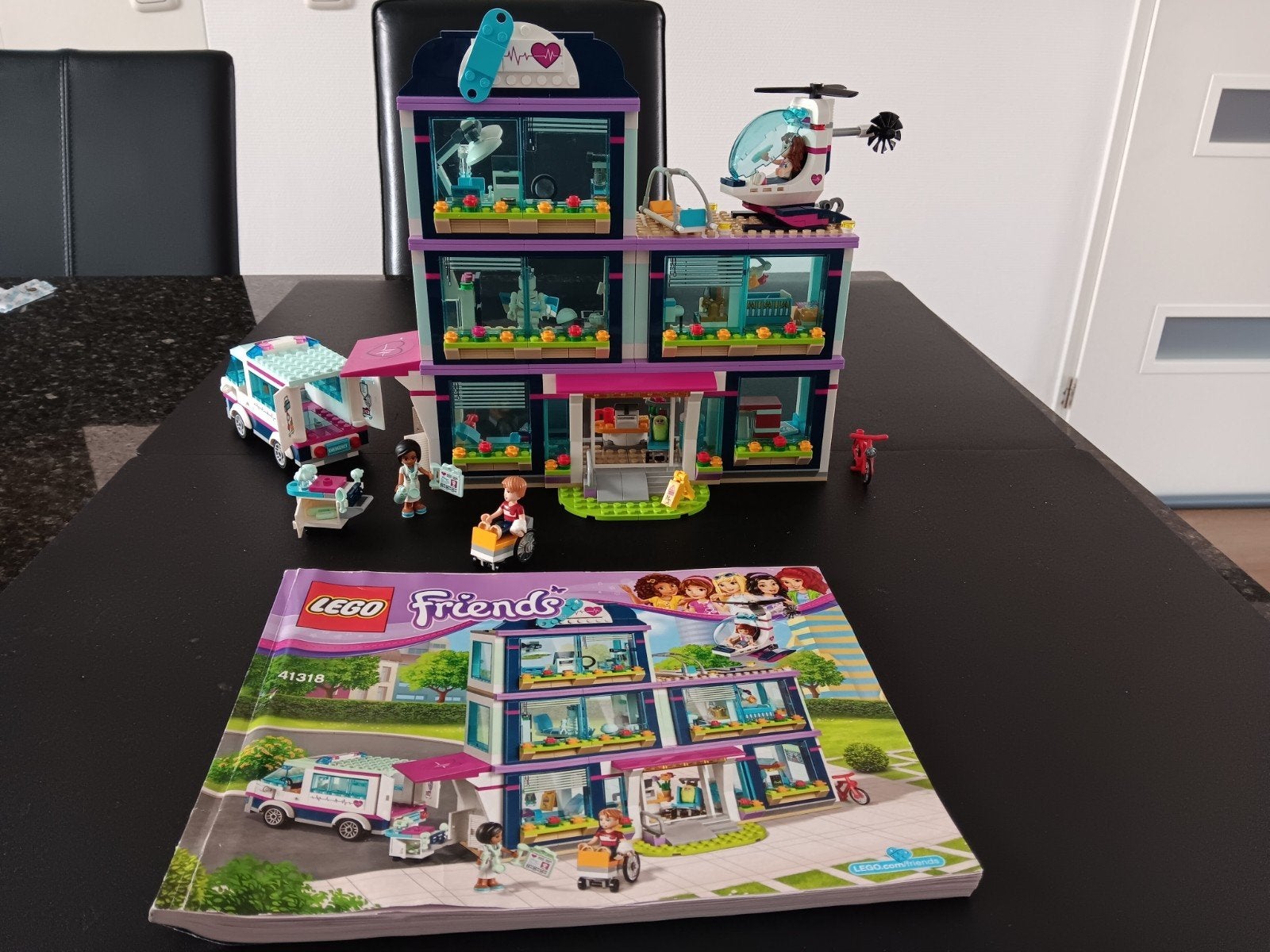 Lego Friends Heartlake City Ziekenhuis 41318, Ophalen of Verzenden