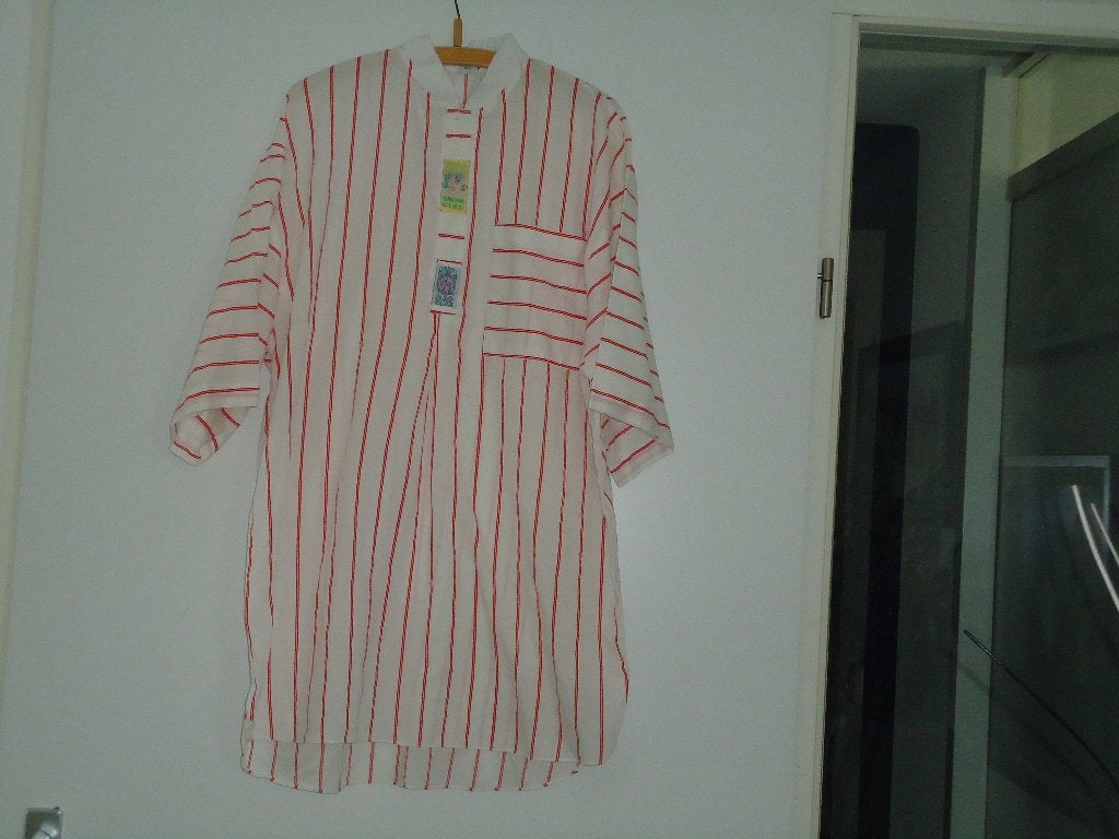 nachthemd mt 46/48 wit met rode strepen korte mouwen, Ophalen of Verzenden, Zo goed als nieuw, Maat 46/48 (XL) of groter