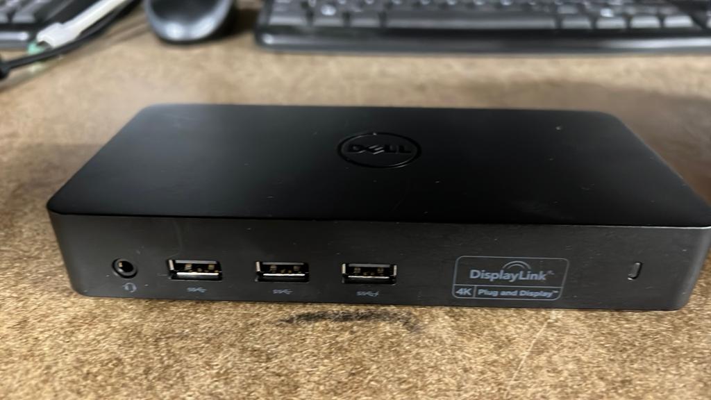 3 x Dell D3100 incl voeding , alleen in 1 koop, Computers en Software, Ophalen