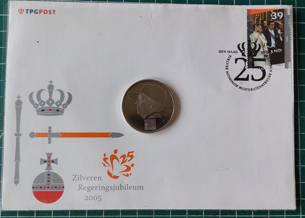 Zilveren Regeringsjubileum Beatrix. Munt + envelop, Ophalen of Verzenden, Overige materialen