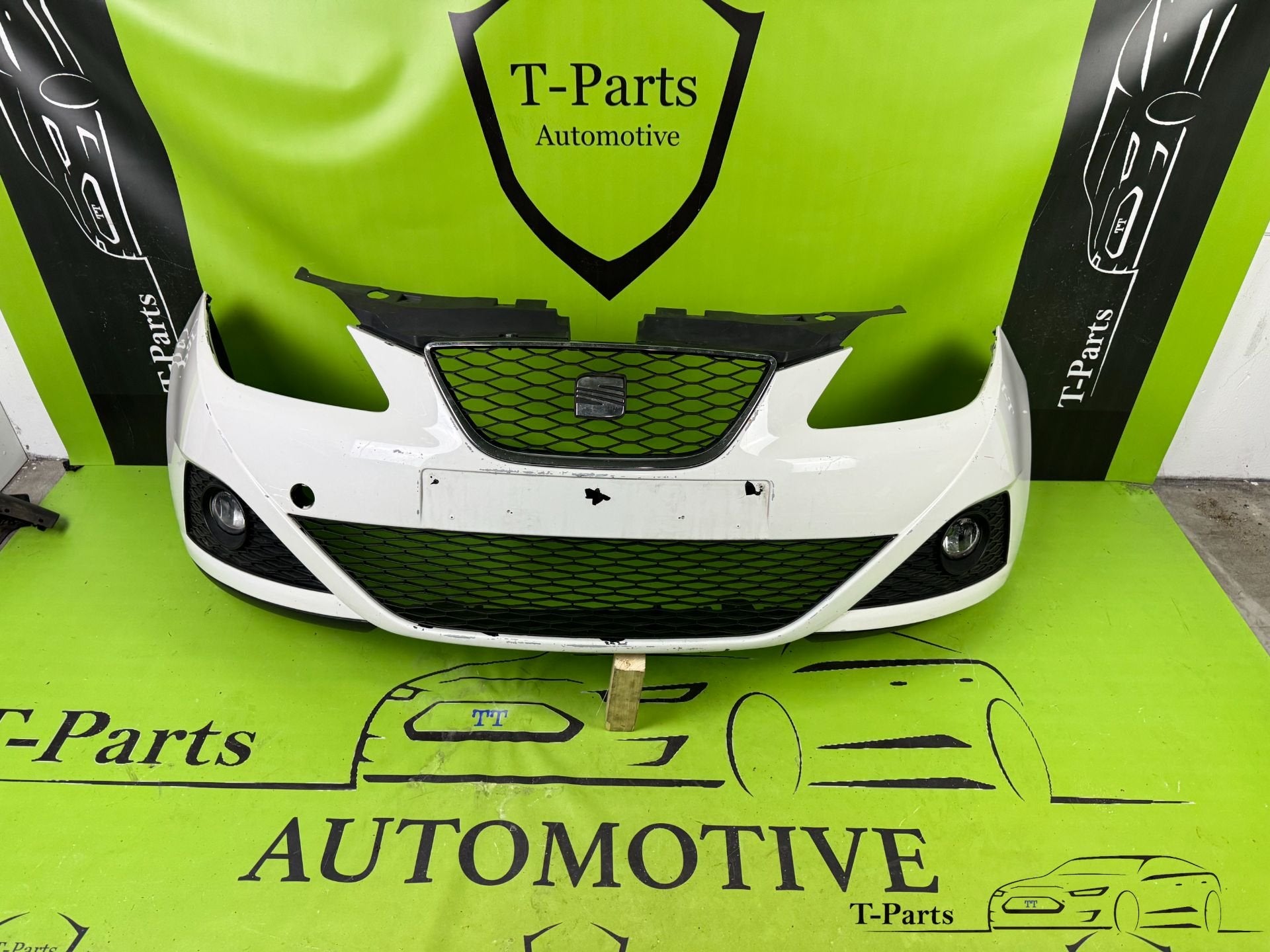 seat ibiza 6j voorbumper bumper grille rooster 2009+, Gebruikt, Autovia A-2, Km 585 585
08760  Martorell, ES, Ophalen of Verzenden