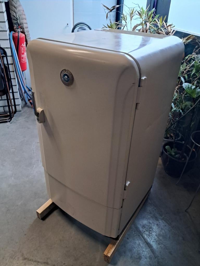 Prachtige retro Electrolux koelkast., Witgoed en Apparatuur, Koelkasten en IJskasten, Ophalen, Zonder vriesvak, 200 liter of meer