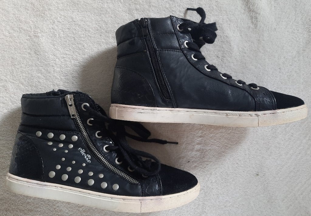 Stoere Ellesse sneaker zwart 38, Meisje, Schoenen, Ophalen of Verzenden, Zo goed als nieuw