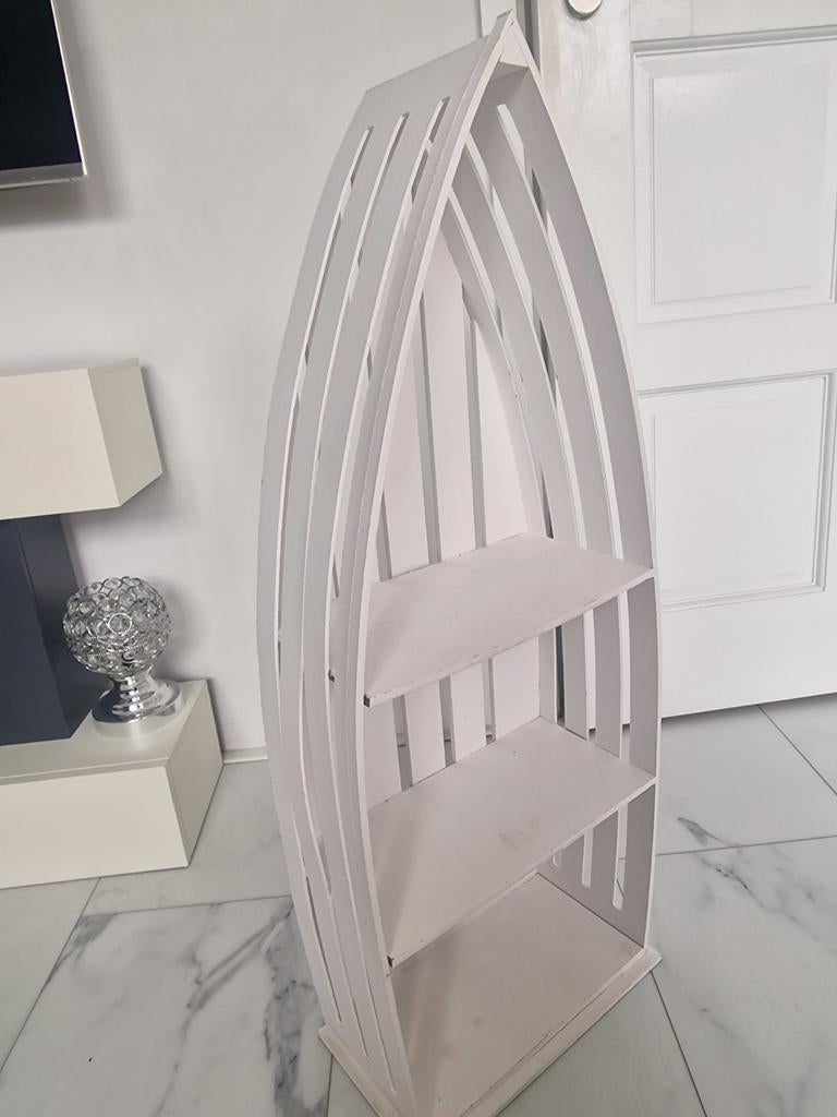 Kleine witte boekenkast in bootvorm, Huis en Inrichting, Kasten | Boekenkasten, Ophalen of Verzenden