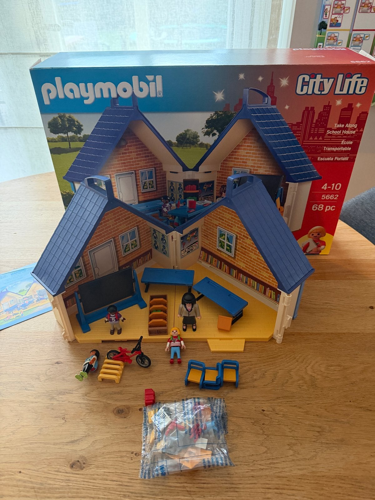 Playmobil City Life Meeneem School / Take Along School 5662, Gebouw, Complete set, Ophalen of Verzenden, Zo goed als nieuw