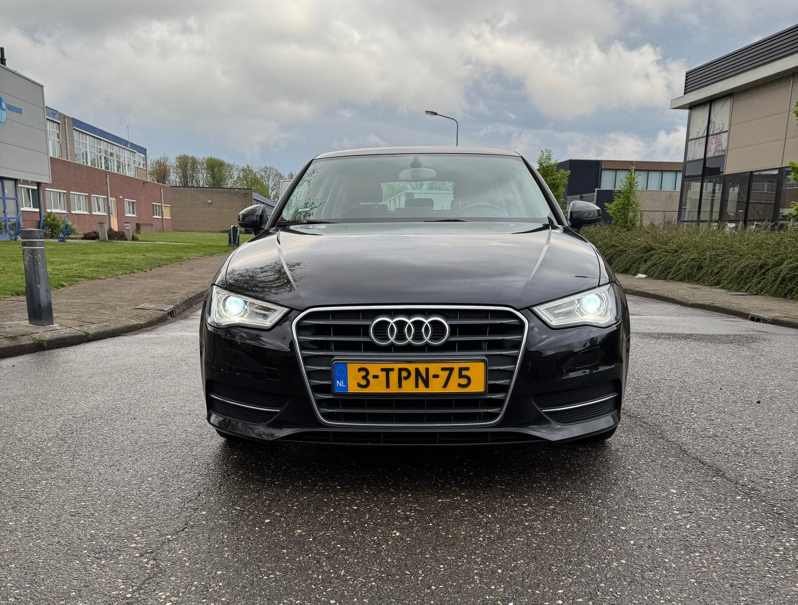 Audi A3 1.4TFSI G-tron 81KW SB S-tro 2014 Zwart, Stof, Origineel Nederlands, Navigatiesysteem, 1400 cc