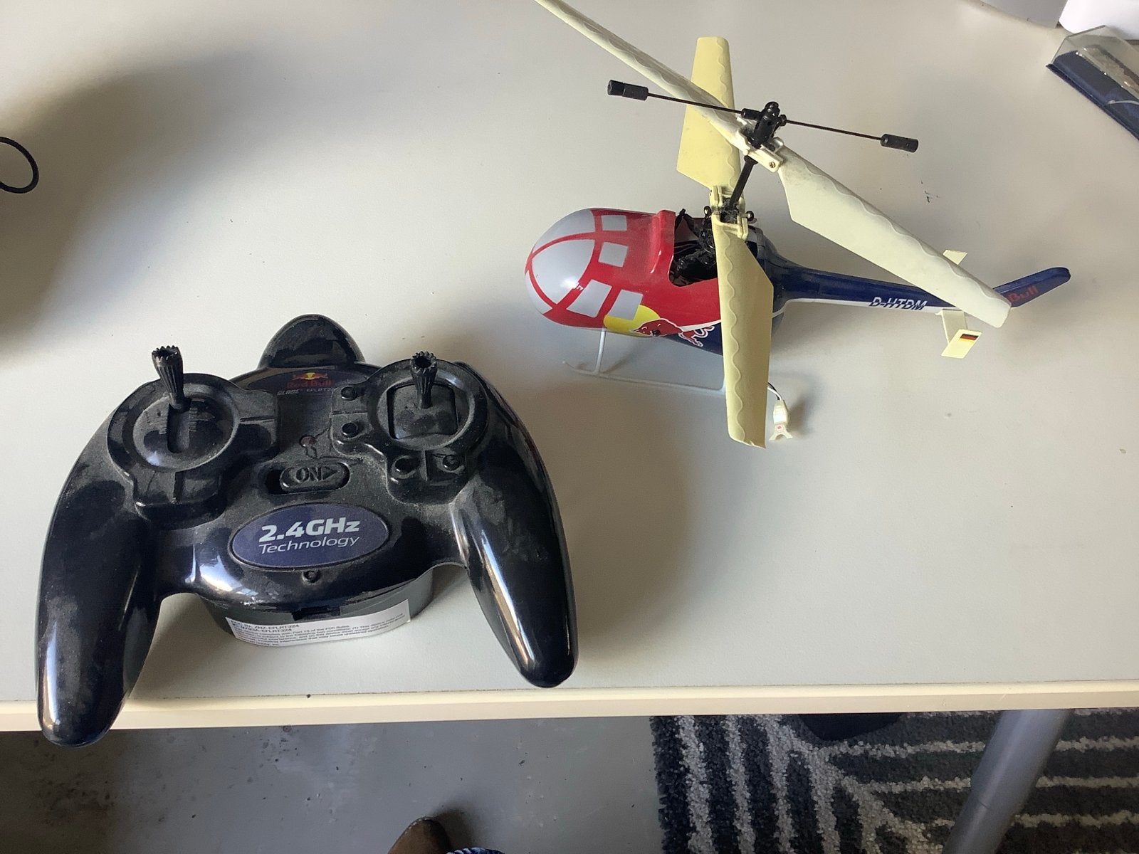 Red Bull RC Helikopter met Afstandsbediening, Ophalen of Verzenden, Gebruikt, Elektro, Helikopter