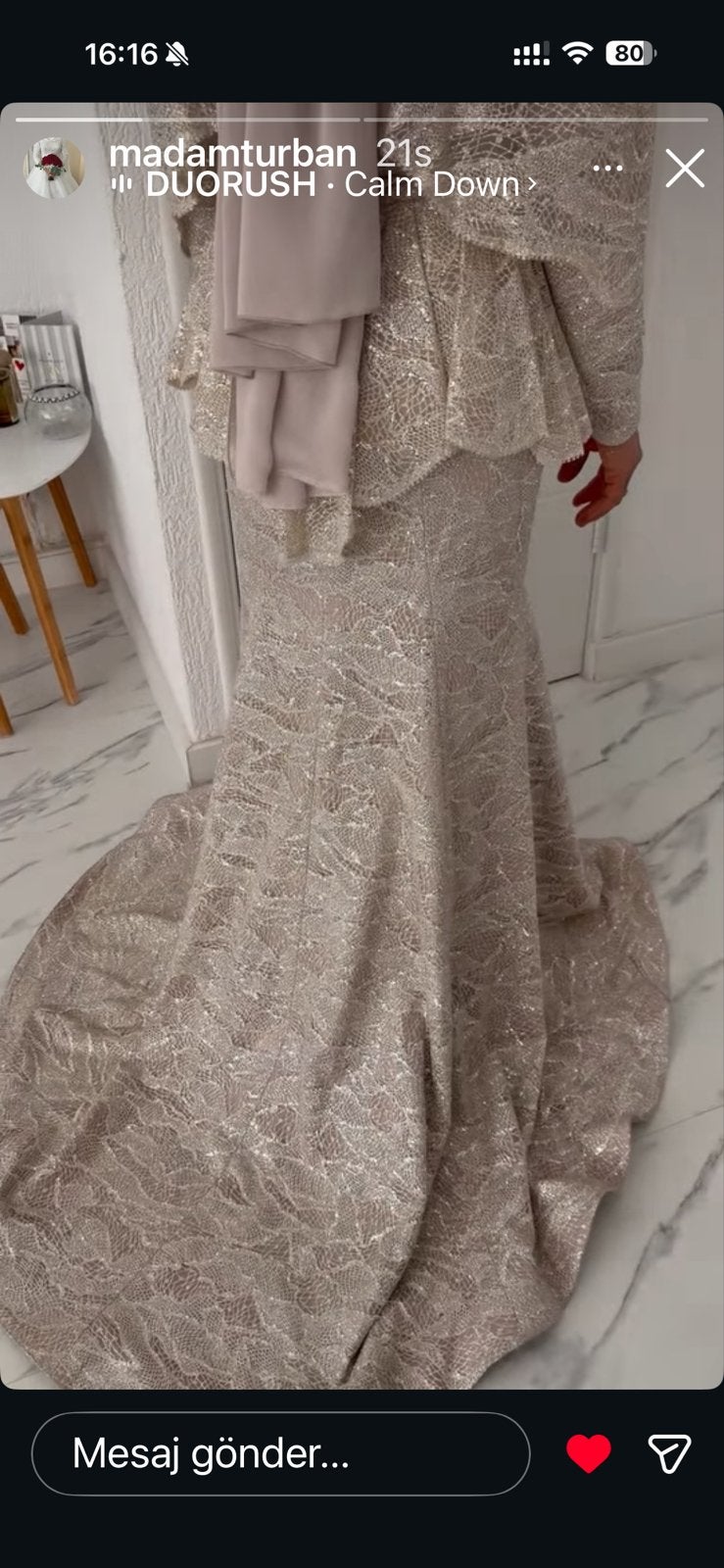 : Tuay Karaca Exclusieve Maatwerk Galajurk, Maat 38/40 (M), Galajurk, Beige, Ophalen of Verzenden
