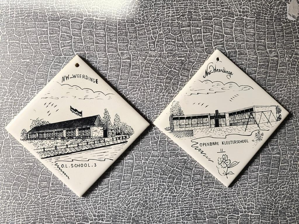 2 Herinnerings tegeltjes Nieuw Weerdinge school 3, Ophalen of Verzenden