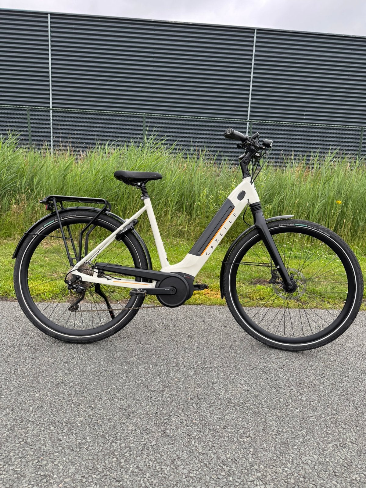 Gazelle Ultimate T10 Elektrische fiets Bosch Middenmotor HBM, Ophalen, Zo goed als nieuw, 51 tot 55 cm, 50 km per accu of meer