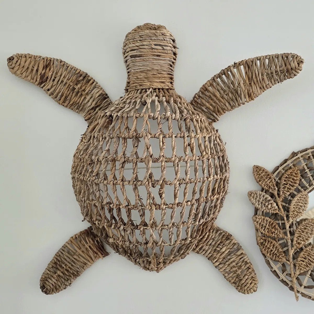 Bruin schildpad wanddecoratie xl uit Bali, Wandsculptuur, Boho, Ophalen of Verzenden, Tropical home