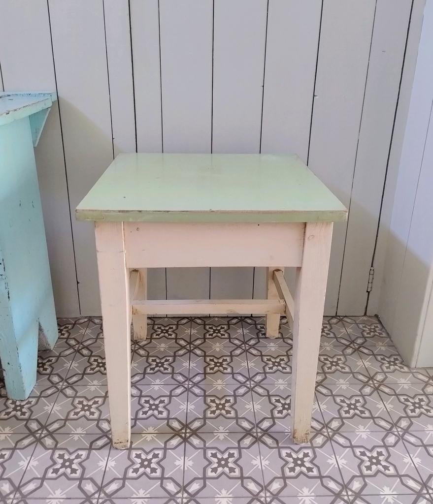 Prachtig! Brocante vintage kruk tafel met opbergvak Frans, Antiek en Kunst, Ophalen of Verzenden