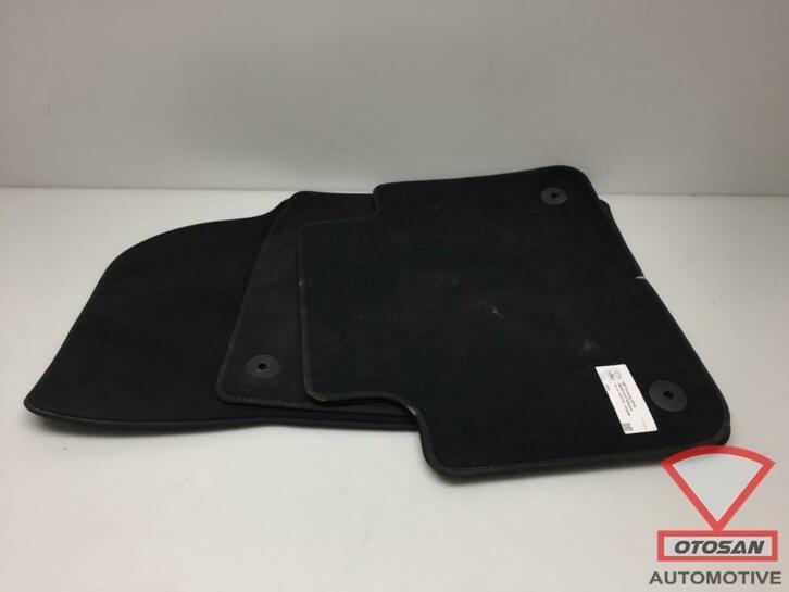 vw touareg 2018 mattenset automatten set velours origineel, Gebruikt, Volkswagen, Volkswagen AG, Berliner Ring 2
38440  Wolfsburg, DE