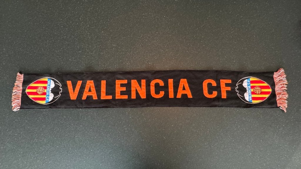 Sjaal Valencia CF, Verzamelen, Ophalen of Verzenden, Nieuw, Buitenlandse clubs, Vaantje of Sjaal
