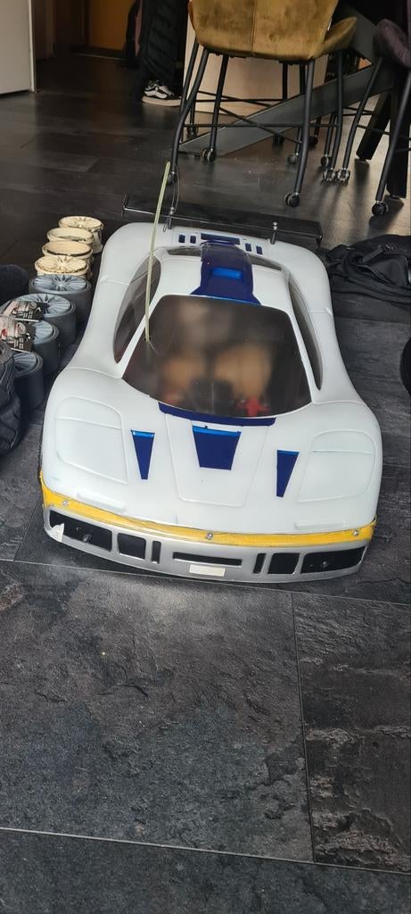 Op benzine bestuurbare auto. Zie beschrijving., Ophalen, Gebruikt, Overige schalen, Auto offroad