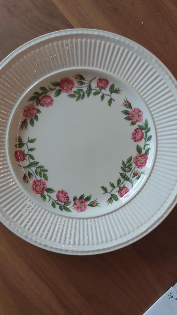 Ontbijtborden Wedgwood Rosalind, Ophalen, Gebruikt, Bord(en), Wedgwood