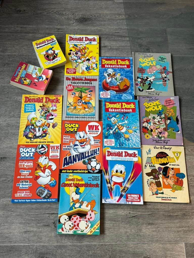 Diverse Donald Duck boeken, Boeken, Stripboeken, Meerdere stripboeken, Ophalen, Gelezen