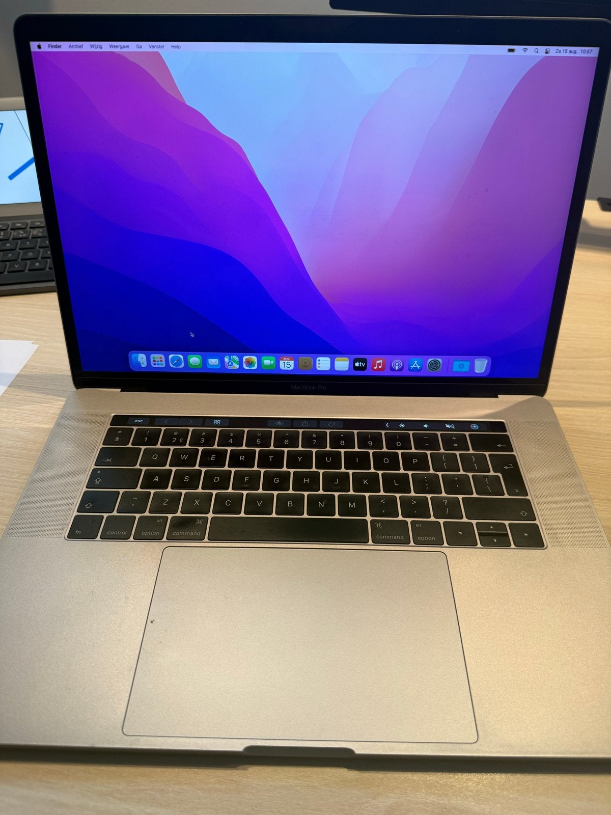 MacBook Pro 15-inch (2016) - 2.6 GHz i7, 16GB RAM, 256GB SSD, 256 GB, 2 tot 3 Ghz, Zo goed als nieuw, 16 GB