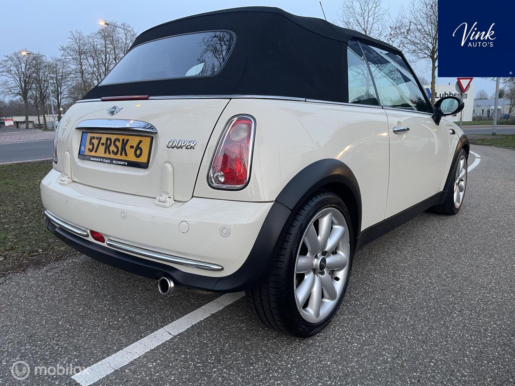 Foto 15 van Mini Cabrio 1.6 Cooper Chili CABRIO | APK 9-2027 | 99000 km!
