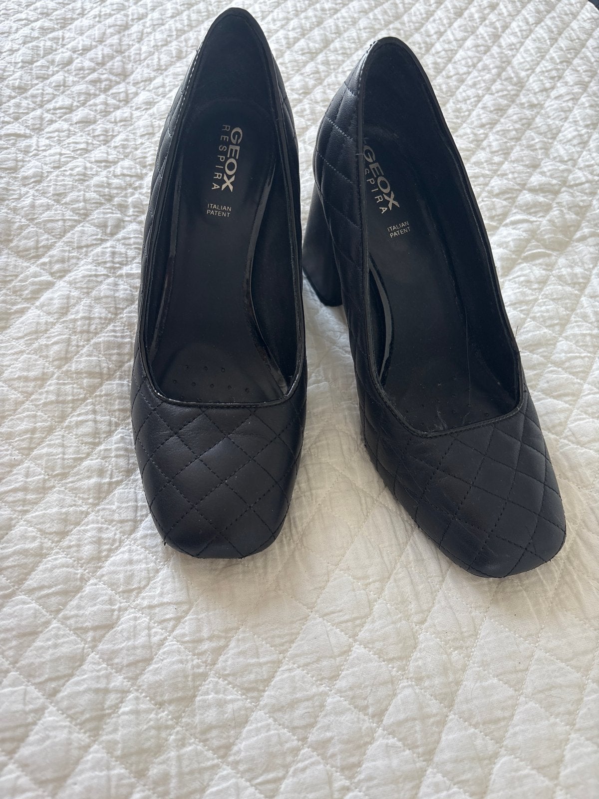 Geox Zwarte Pumps Maat 37 - Comfortabel en Stijlvol, Ophalen of Verzenden, Gedragen, Zwart, Pumps
