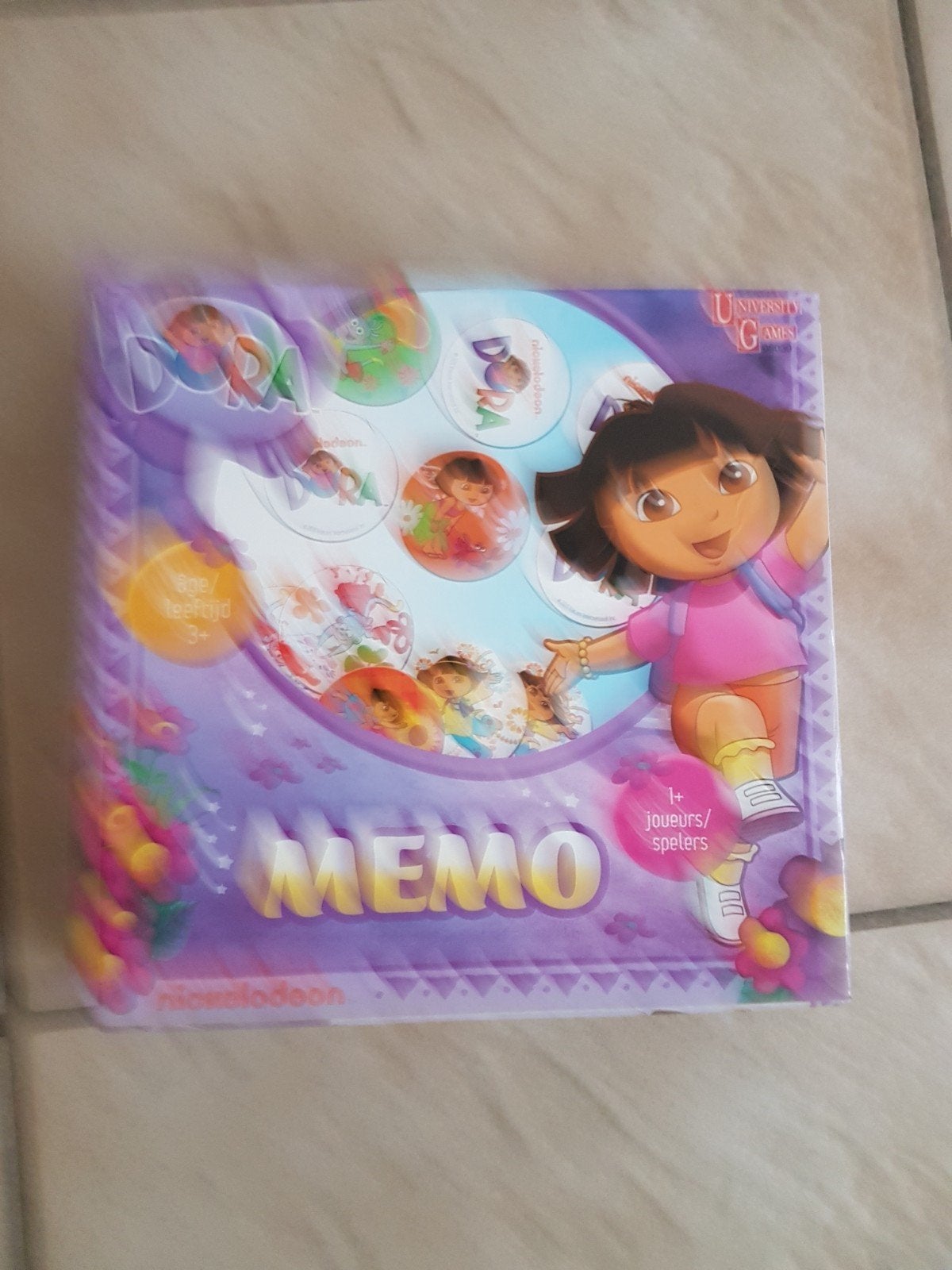 dora verzameling, Ophalen of Verzenden, Zo goed als nieuw, Taal en Lezen