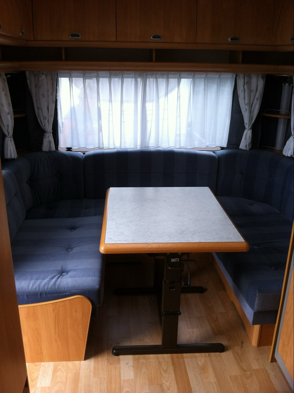 Hobby Excellent 495 UFe - Ruime en complete caravan, Ophalen