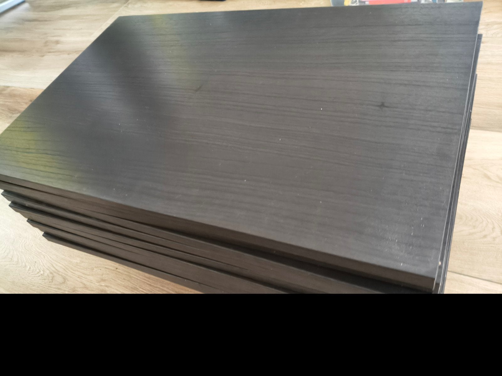 IKEA Besta 4 planken 56 x 36 cm zwartbruin + 2 achterwanden, Ophalen of Verzenden, Gebruikt