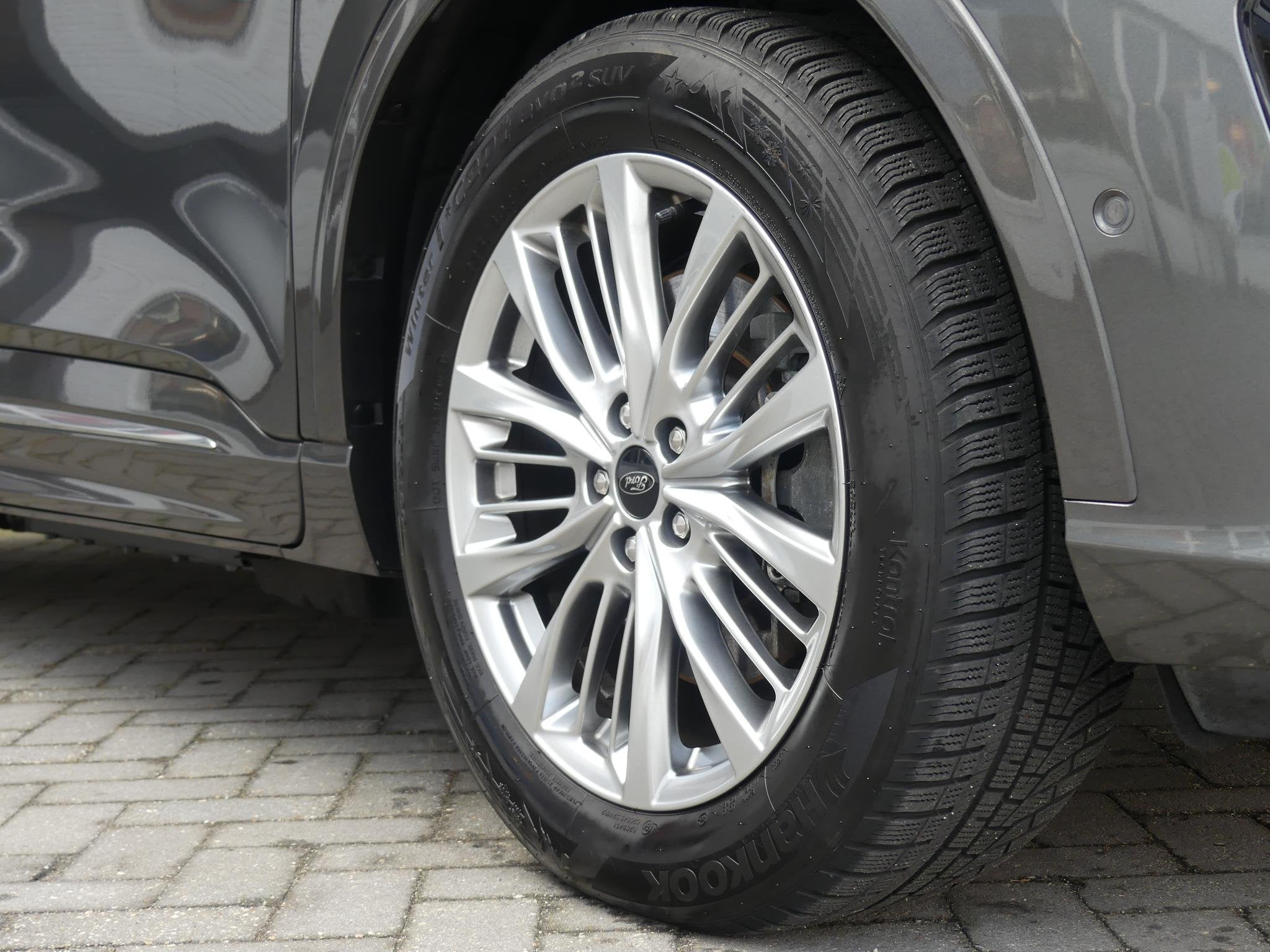 Ford Kuga 2.5 PHEV Vignale *t/m 10de bouwjaar garantie!, Auto's, 14 kWh, Gebruikt, 4 cilinders, Bedrijf