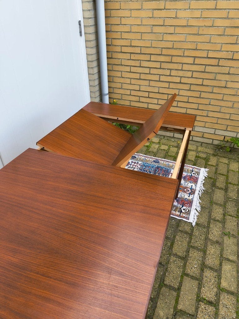 Foto 6 van Eettafel - Uitschuiftafel – Cees Braakman voor Pastoe (Teak)