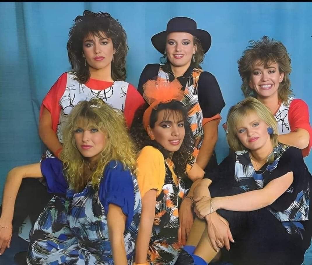 Gezocht: Dolly Dots!, Verzamelen, Ophalen of Verzenden, Boek, Tijdschrift of Artikel