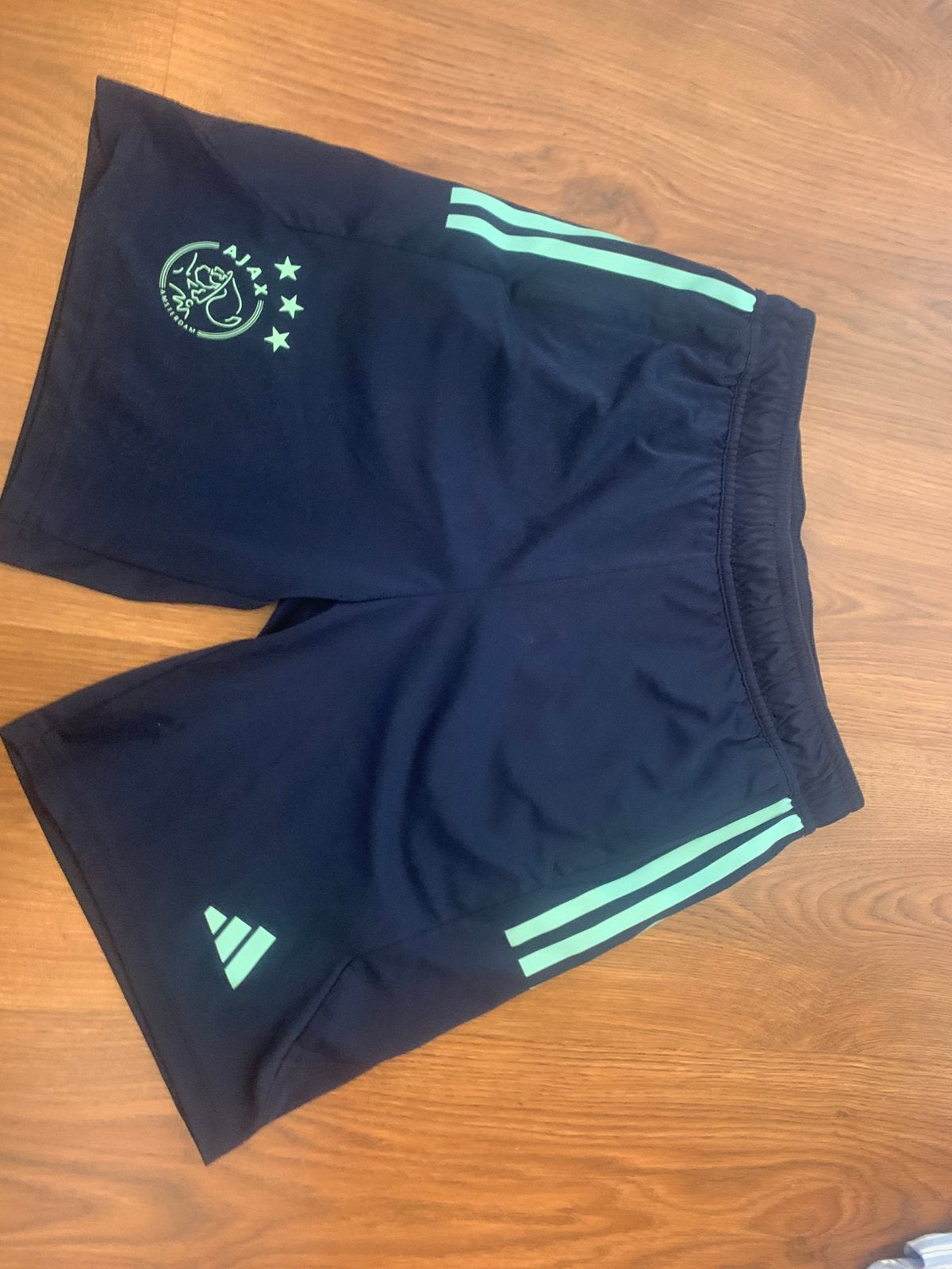 Ajax voetbalbroekje maat 164, Kleding | Heren, Ophalen of Verzenden, Overige maten, Blauw