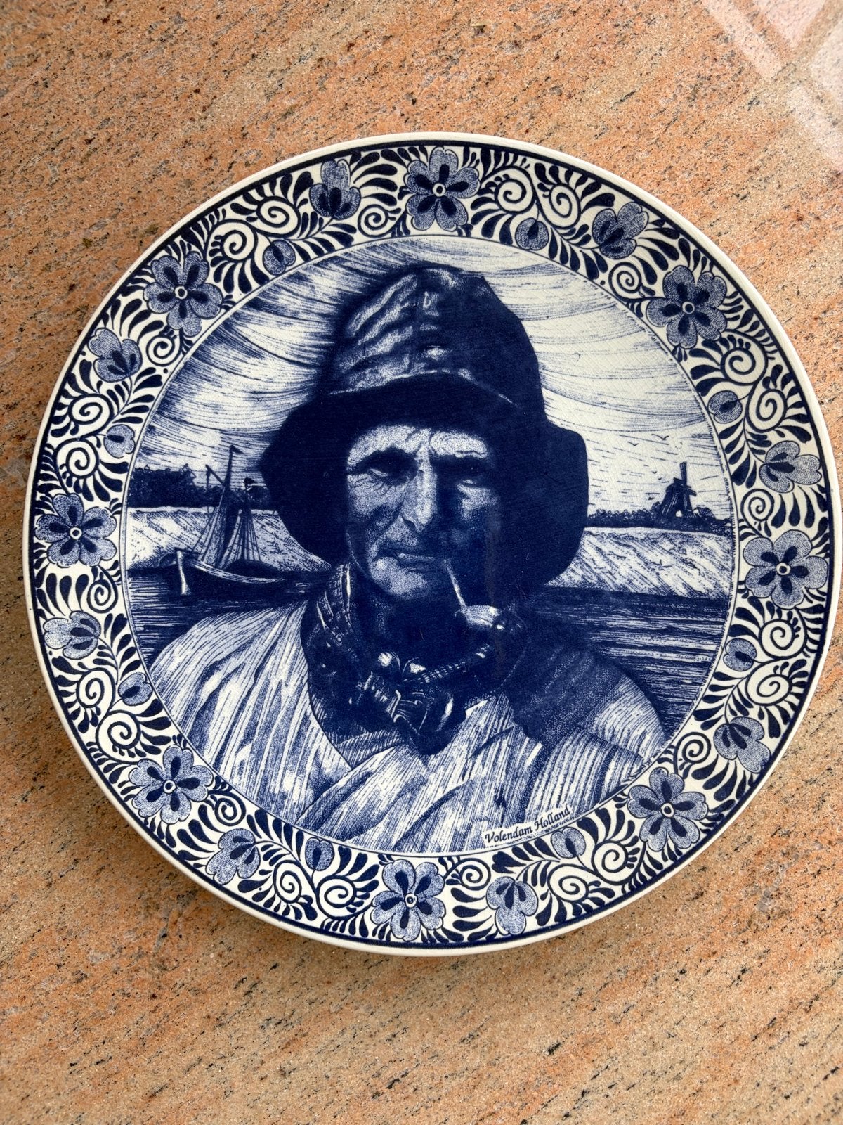 Delfts Blauw Volendam visser wandbord, Ophalen of Verzenden