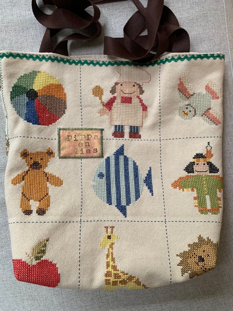 Geborduurde tas / totebag van Pippa & Lies, Ophalen of Verzenden, Nieuw, Overige kleuren, Overige typen