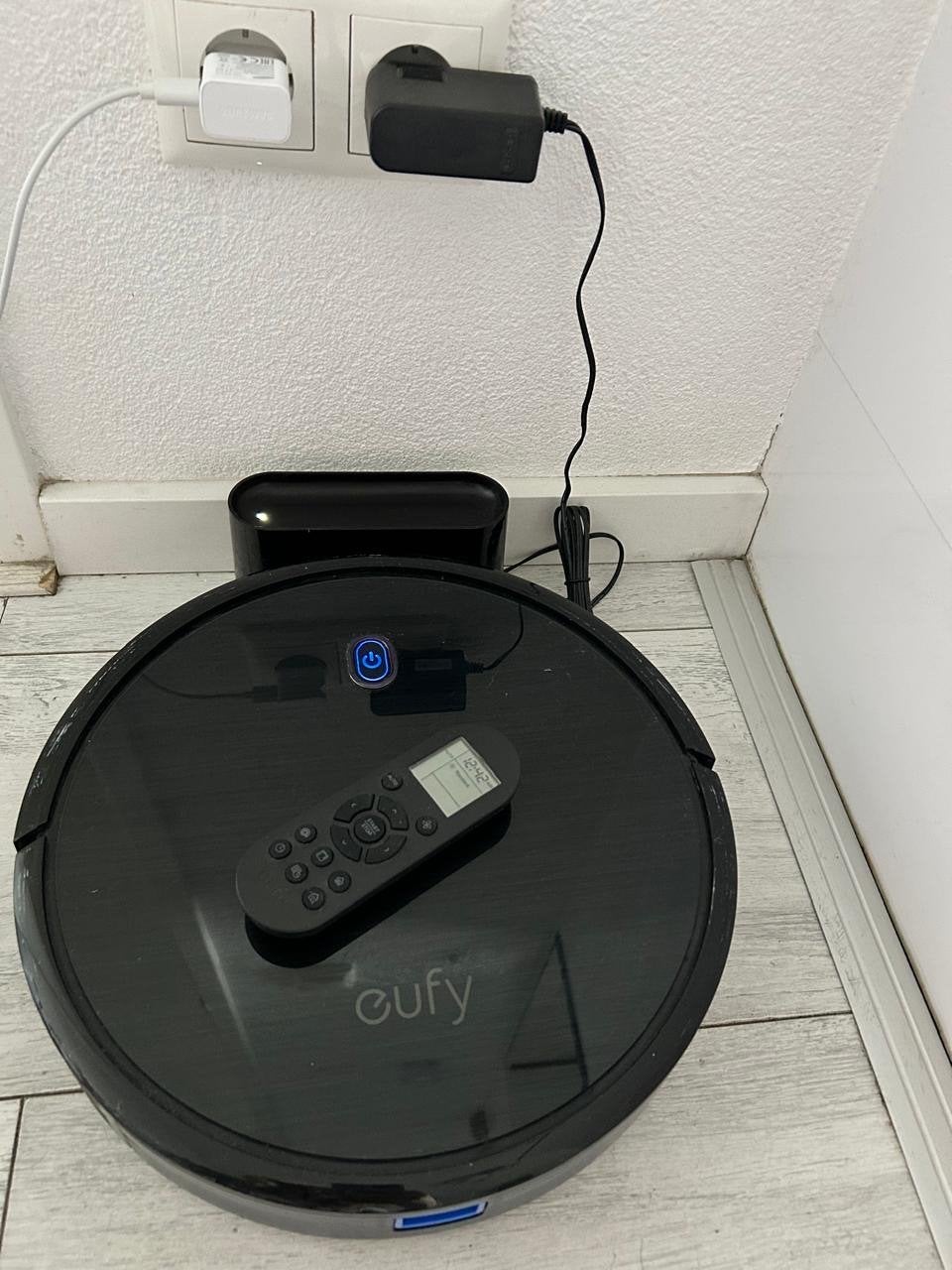Eufy RoboVac 11S Robotstofzuiger - als Nieuw, Witgoed en Apparatuur, Gebruikt, Ophalen of Verzenden, Robotstofzuiger, Reservoir
