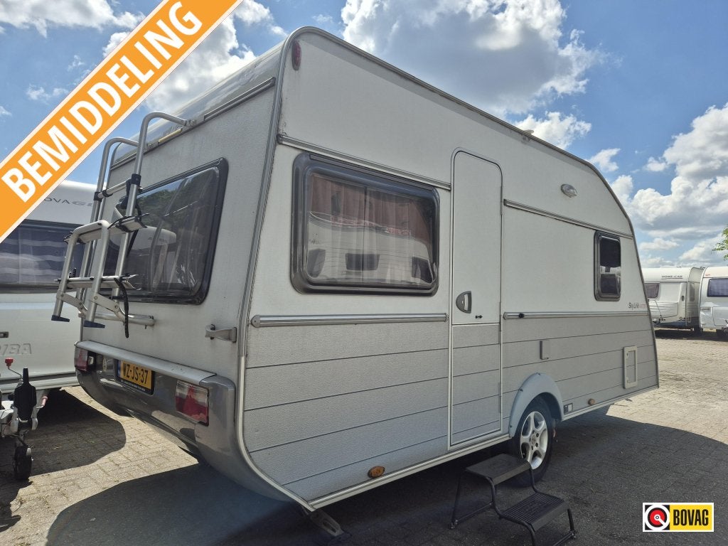Kip Sky line 44 TDB Compleet, Caravans en Kamperen, Caravans, Bedrijf, tot en met 4, 1000 - 1250 kg, Standaardzit, Kip, Frans bed