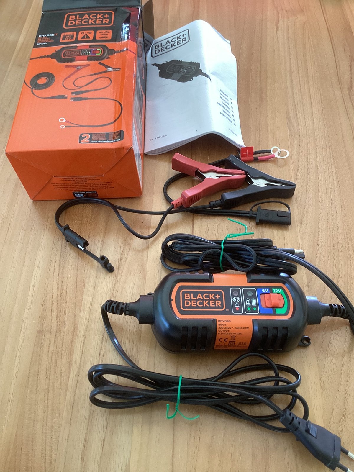 Black+Decker acculader, Nieuw, in ovp met boekje, Ophalen of Verzenden, Nieuw
