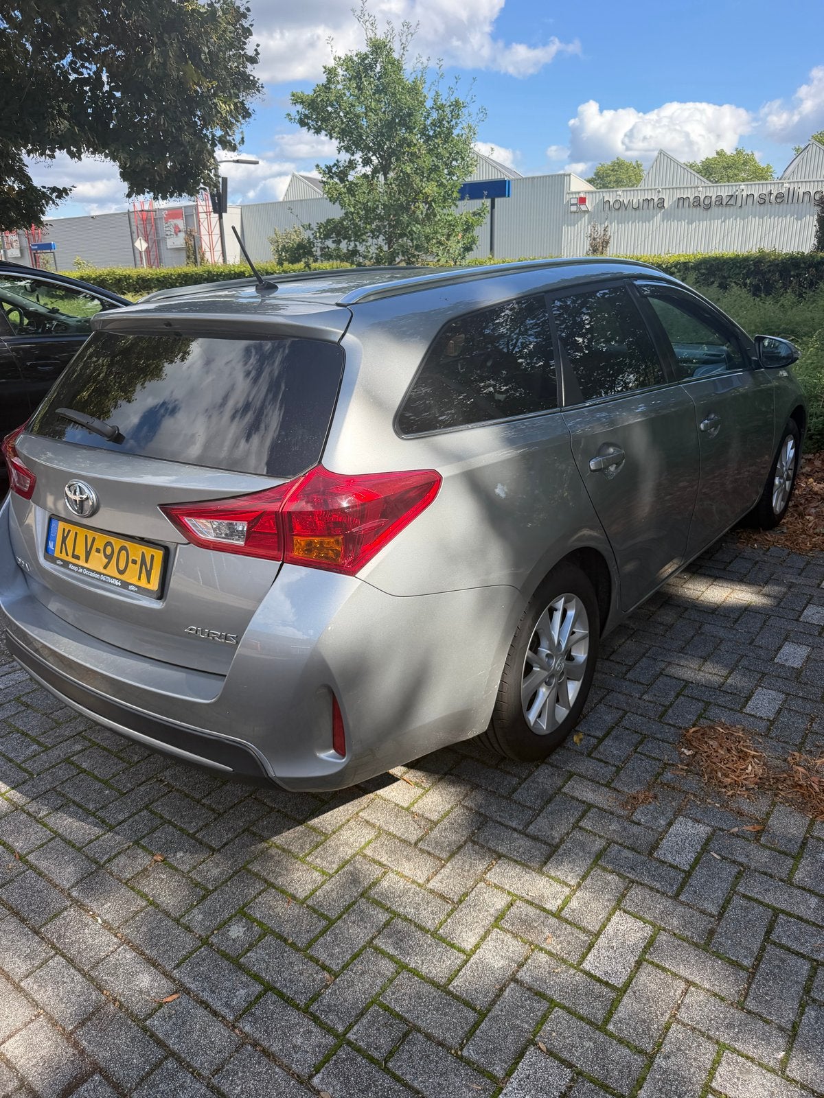 Toyota Auris 1.6 Vvt-i Touring Sports 2013 Grijs, Auto's, Voorwielaandrijving, 450 kg, 4 cilinders, 132 pk